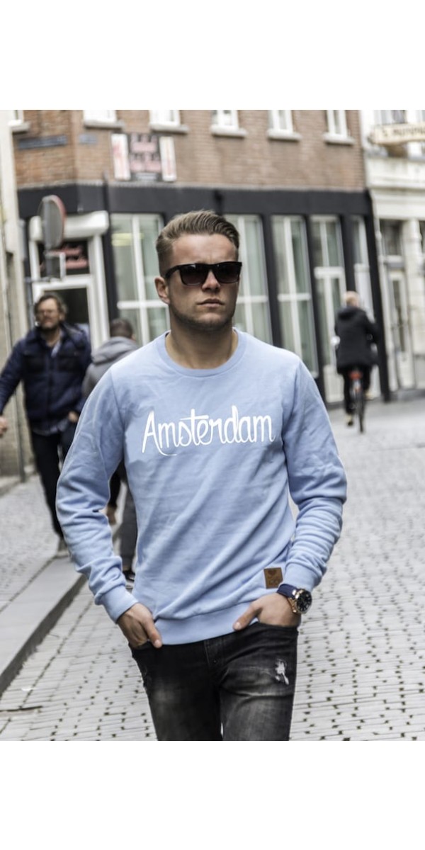 Sweater licht blauw | Amsterdam wit